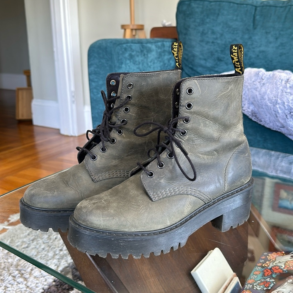 Dr. Martens Shriver hi gray boots size 9